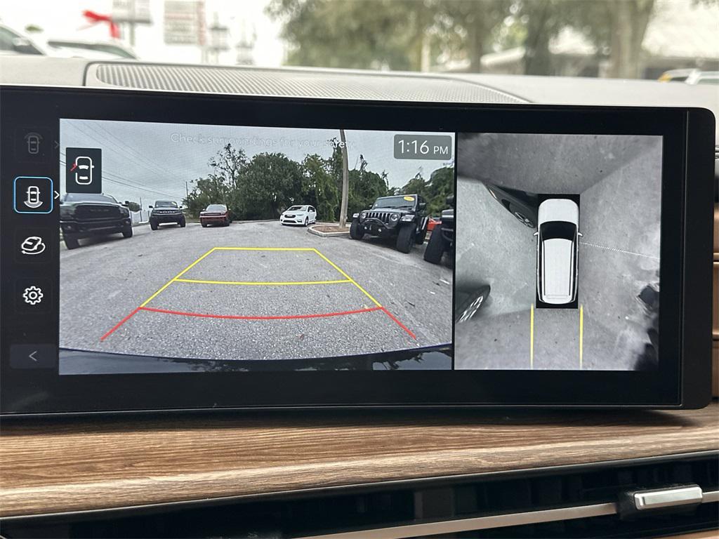 used 2024 Hyundai Santa Fe car, priced at $34,991