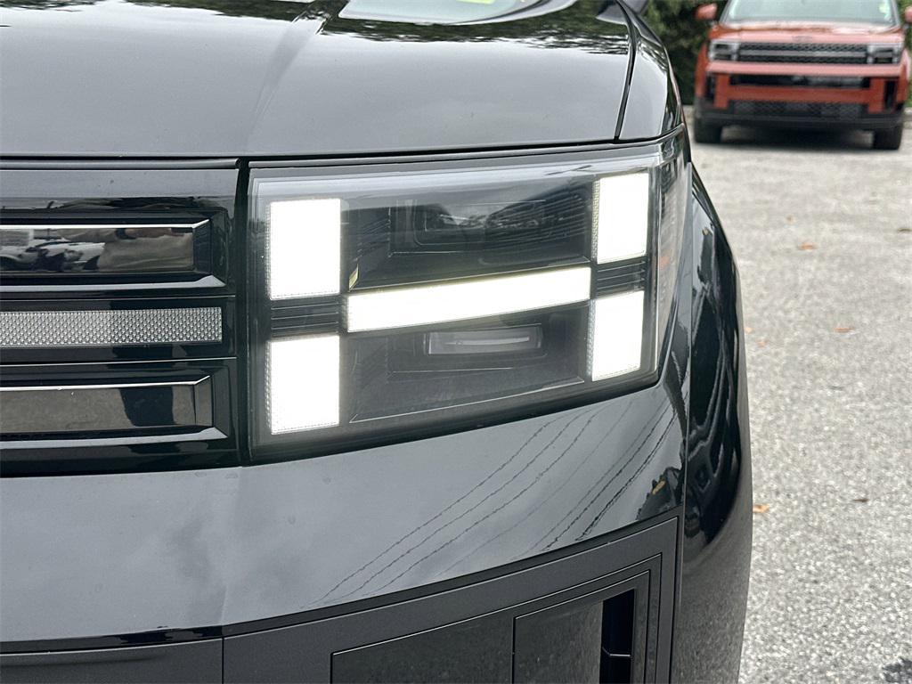 used 2024 Hyundai Santa Fe car, priced at $34,991