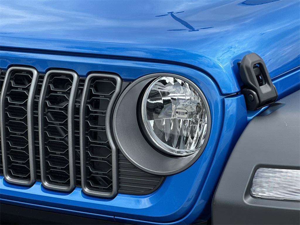 used 2025 Jeep Wrangler car, priced at $35,991