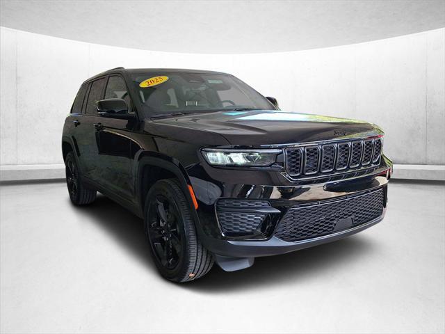 new 2025 Jeep Grand Cherokee car, priced at $41,254