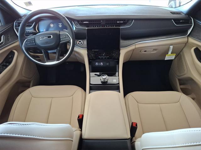 new 2025 Jeep Grand Cherokee L car, priced at $43,164