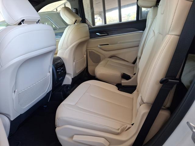 new 2025 Jeep Grand Cherokee L car, priced at $43,164