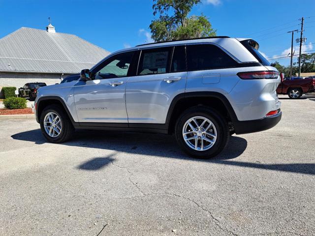 new 2024 Jeep Grand Cherokee car, priced at $37,198