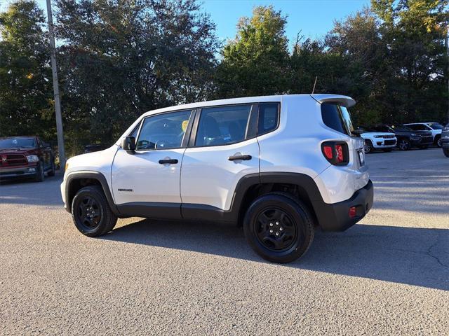 used 2020 Jeep Renegade car, priced at $15,991