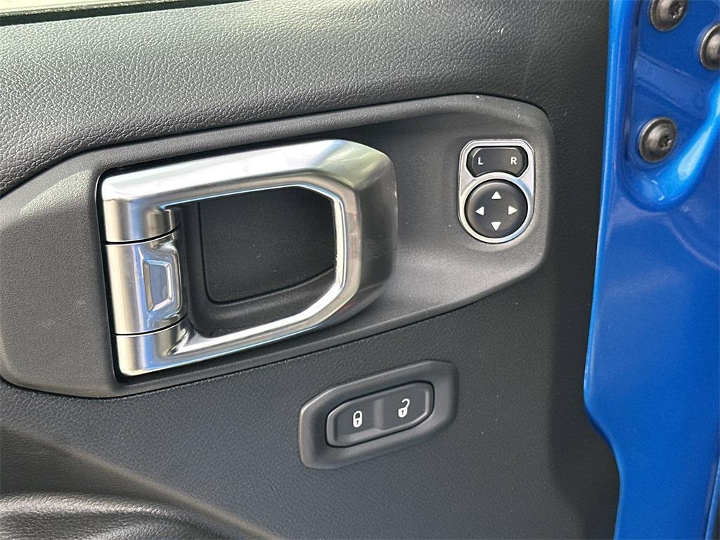 new 2026 Jeep Wrangler car, priced at $50,117