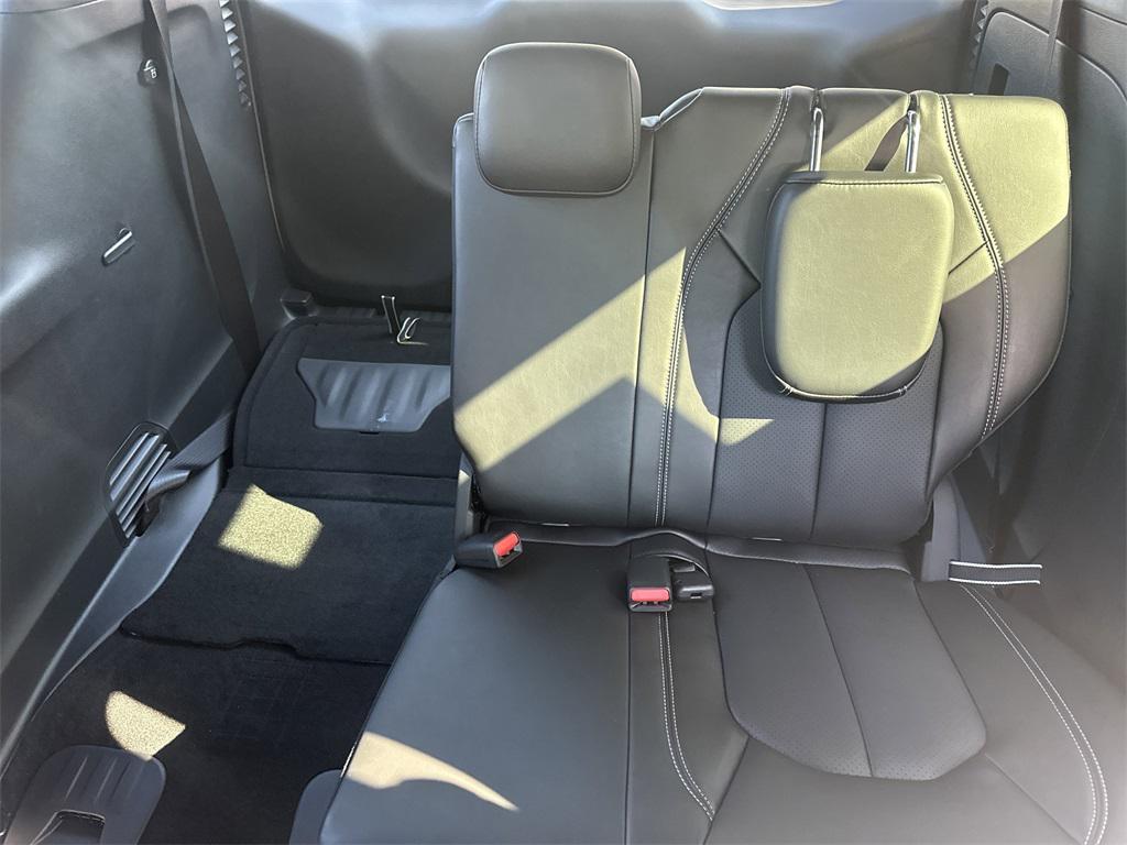 new 2026 Chrysler Pacifica car, priced at $41,073