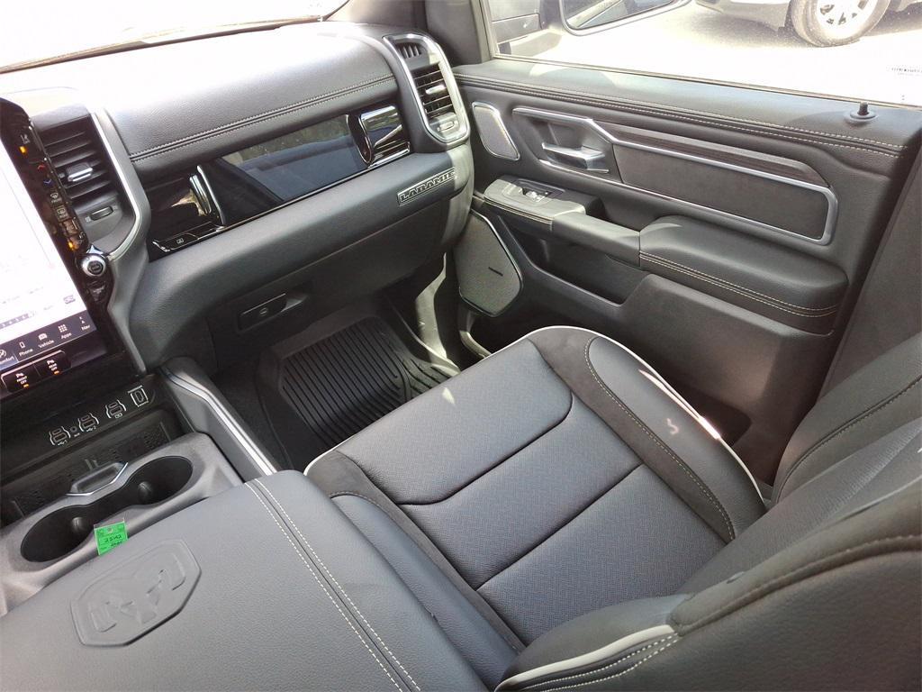 new 2025 Ram 1500 car, priced at $61,013