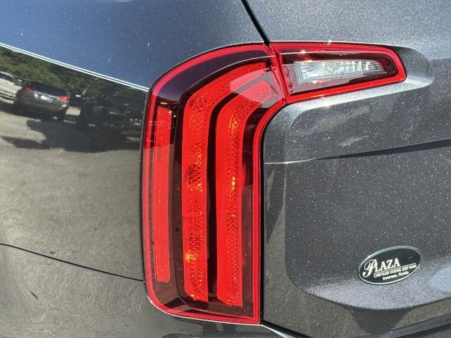 used 2025 Kia Telluride car, priced at $38,991