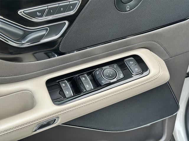 used 2022 Lincoln Aviator car, priced at $45,991