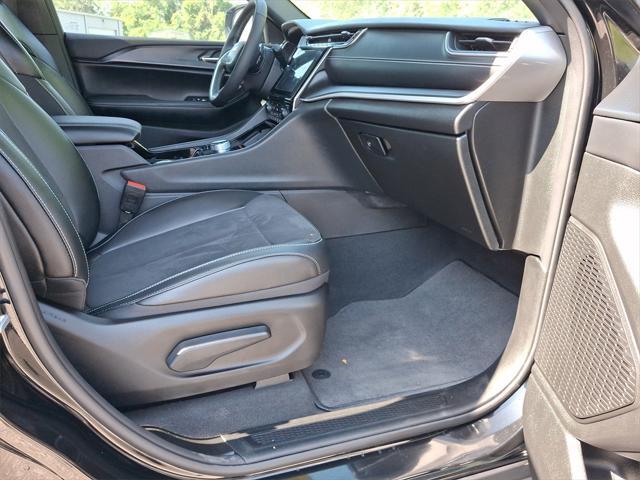 used 2023 Jeep Grand Cherokee car, priced at $35,991