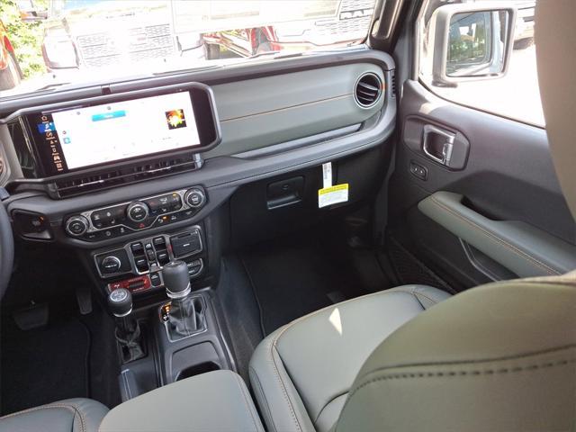 new 2025 Jeep Gladiator car, priced at $64,185