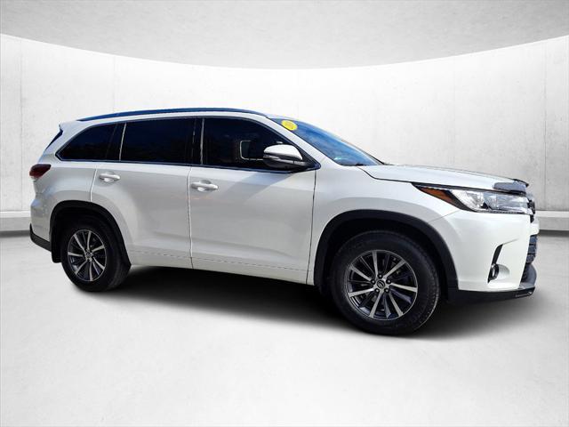 used 2018 Toyota Highlander car, priced at $26,991