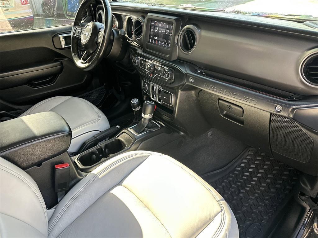 used 2021 Jeep Wrangler Unlimited car, priced at $31,991