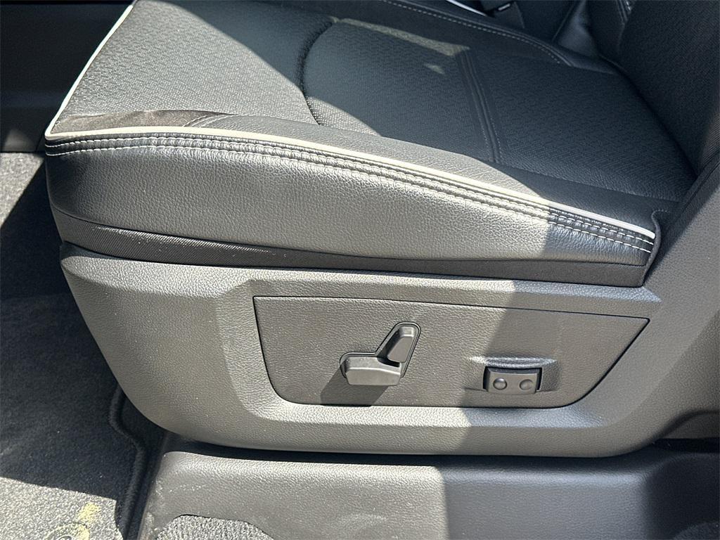 new 2025 Ram 2500 car, priced at $81,185