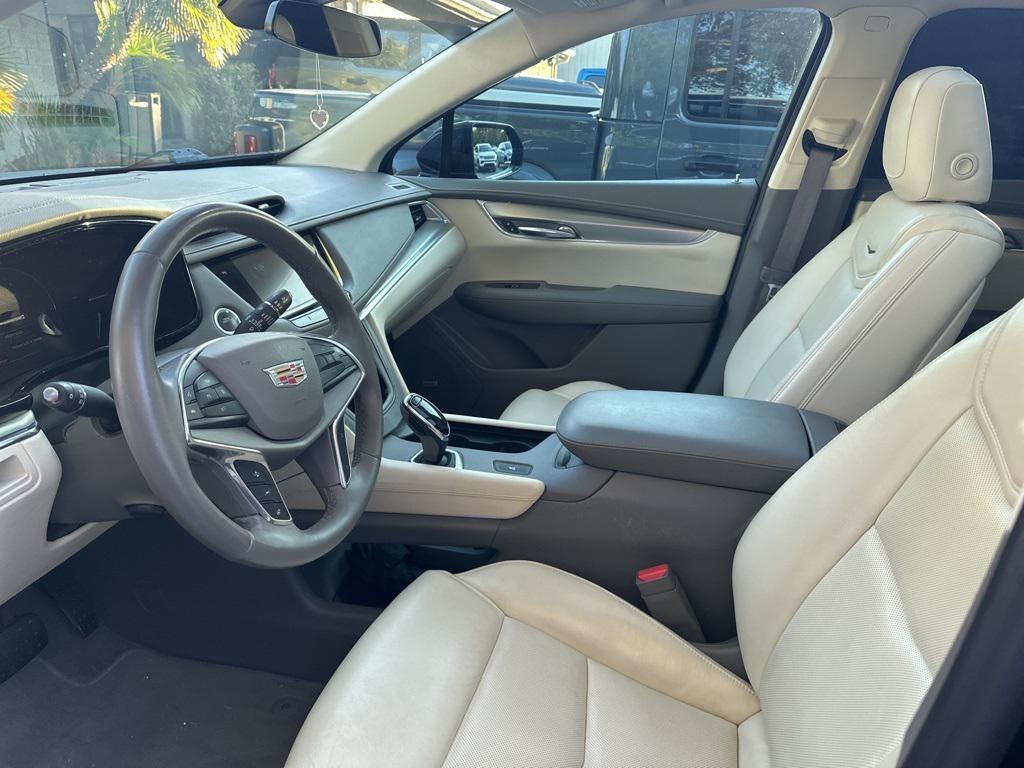 used 2018 Cadillac XT5 car, priced at $17,991