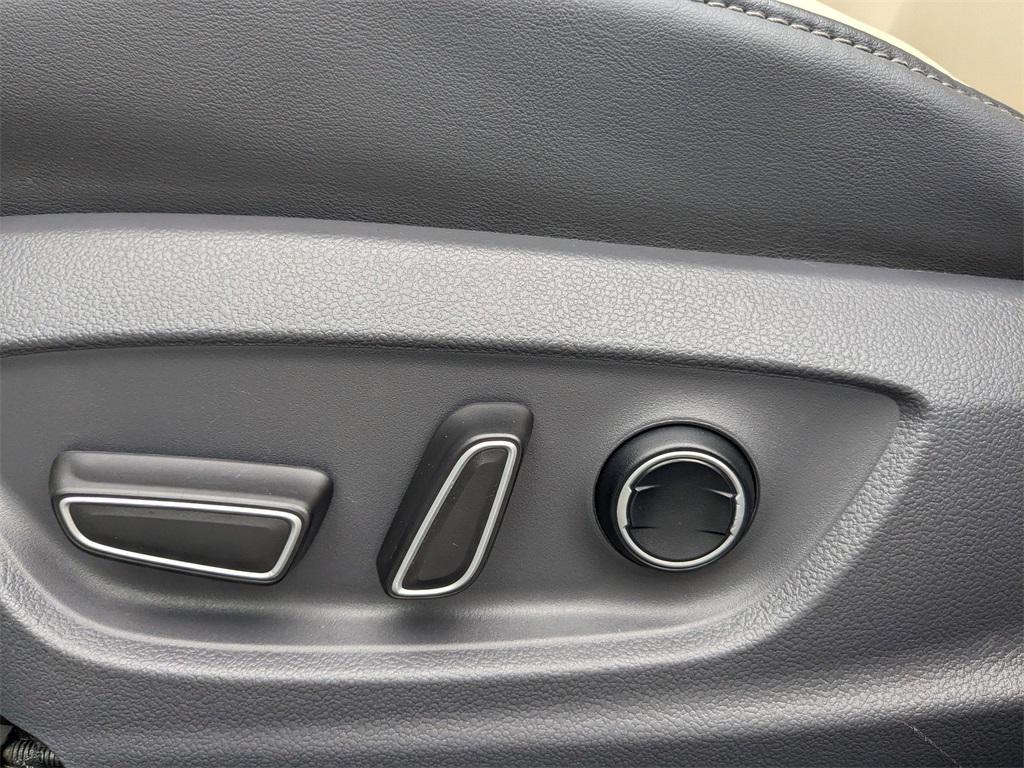 used 2017 Toyota Prius car, priced at $17,991