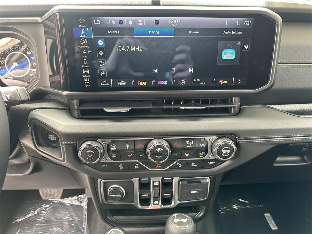 new 2026 Jeep Wrangler car, priced at $52,761