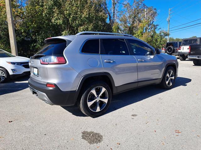 used 2019 Jeep Cherokee car, priced at $15,991