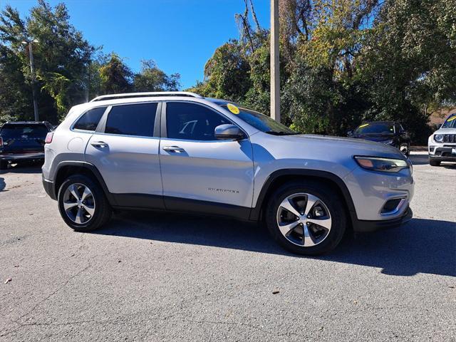 used 2019 Jeep Cherokee car, priced at $15,991