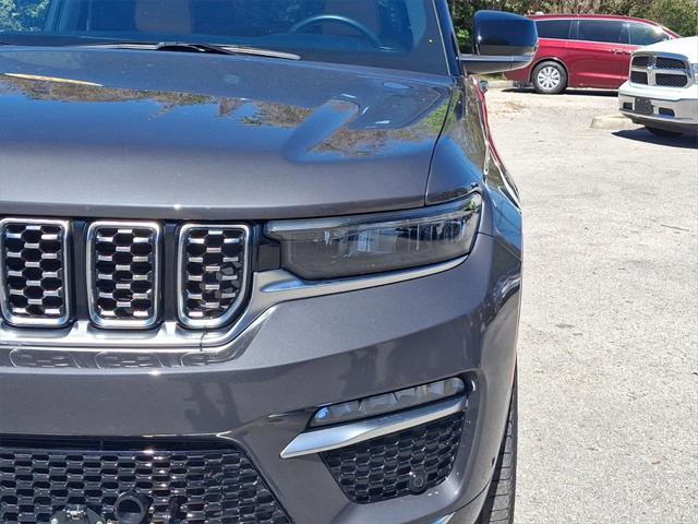 used 2022 Jeep Grand Cherokee car, priced at $39,991