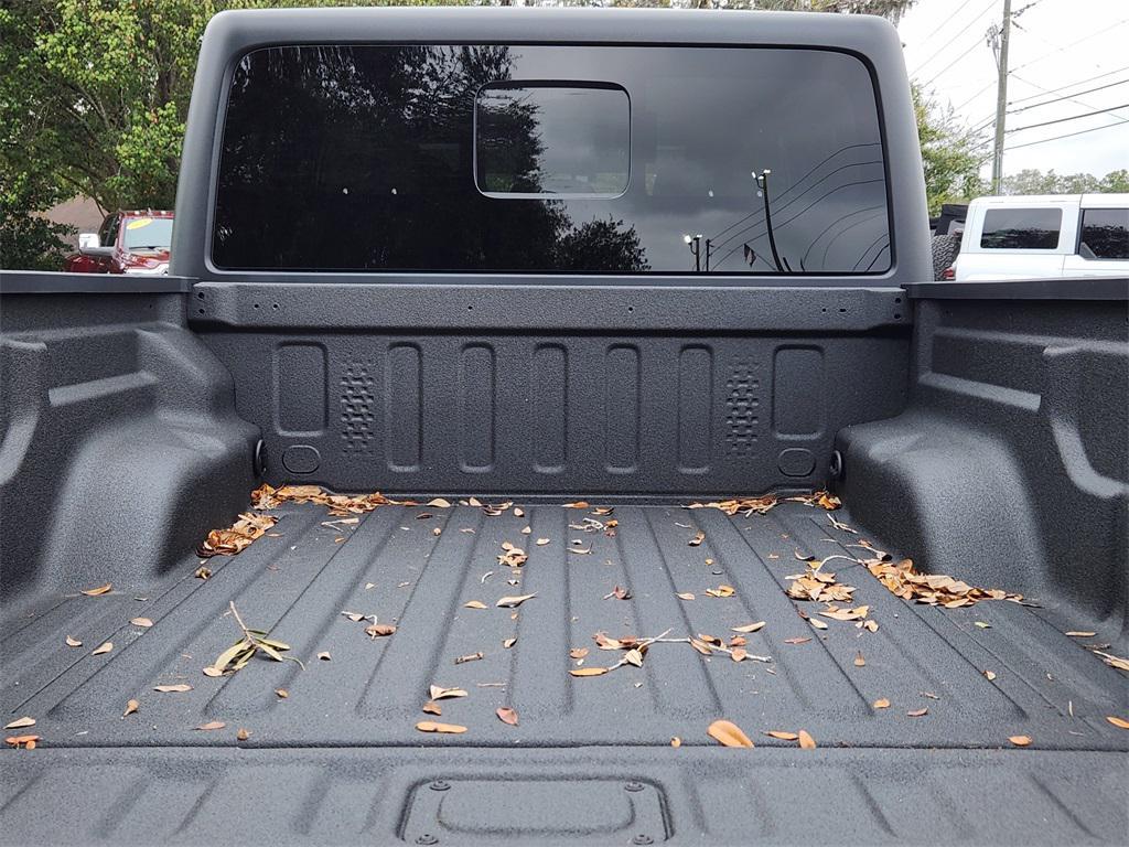 new 2026 Jeep Gladiator car, priced at $48,491