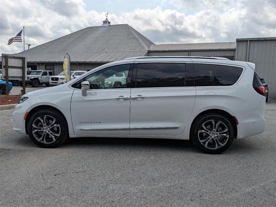 new 2024 Chrysler Pacifica car, priced at $57,206