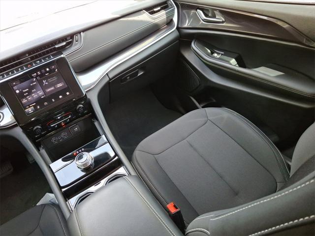 new 2023 Jeep Grand Cherokee car, priced at $34,965