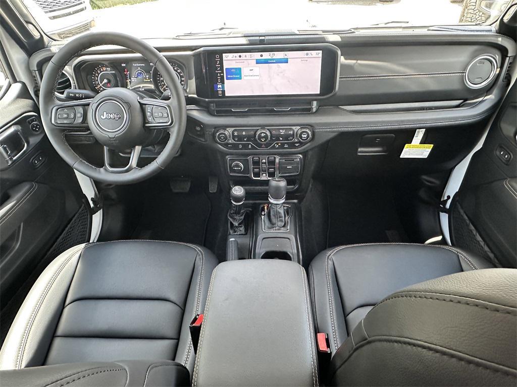 new 2025 Jeep Gladiator car, priced at $45,909