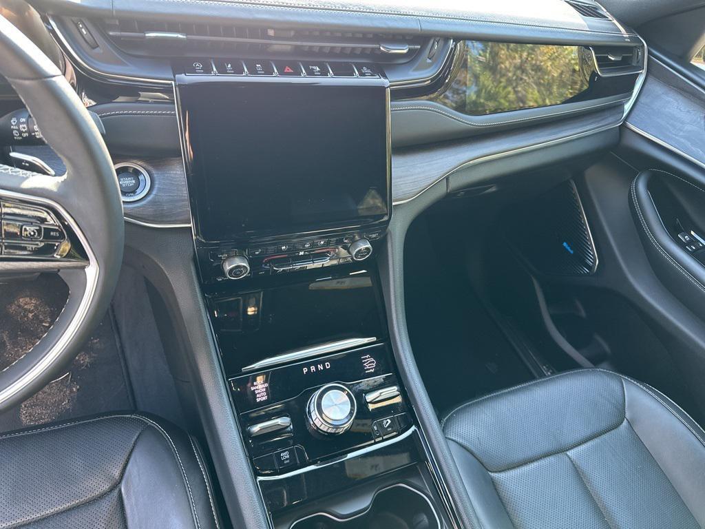 used 2023 Jeep Grand Cherokee L car, priced at $37,991