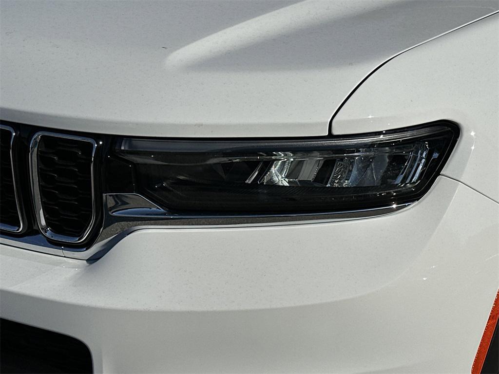 new 2025 Jeep Grand Cherokee L car, priced at $46,525