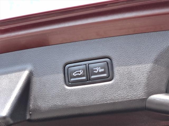 used 2024 Kia Carnival car, priced at $39,991