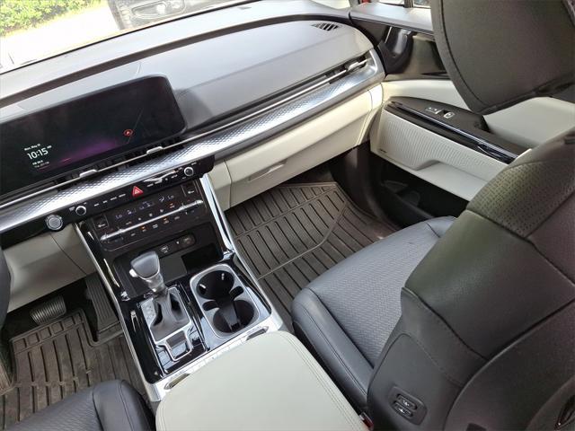 used 2024 Kia Carnival car, priced at $39,991