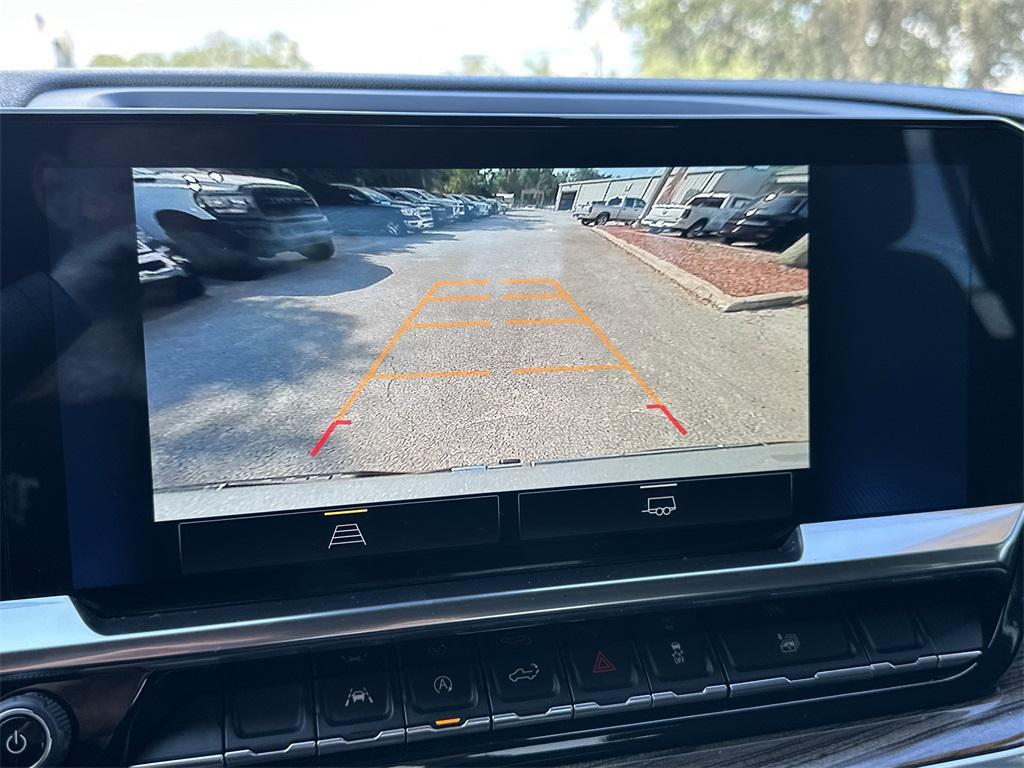 used 2022 Chevrolet Silverado 1500 car, priced at $41,991