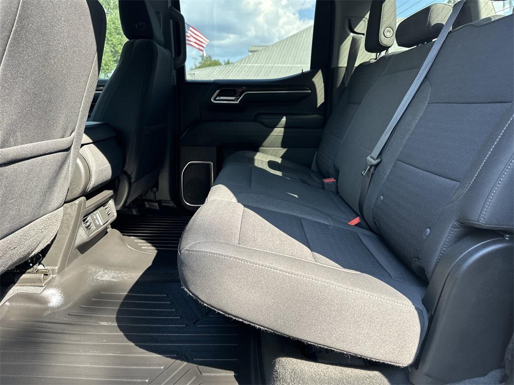 used 2022 Chevrolet Silverado 1500 car, priced at $41,991