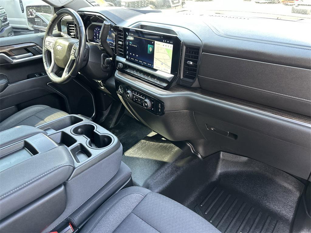 used 2022 Chevrolet Silverado 1500 car, priced at $41,991