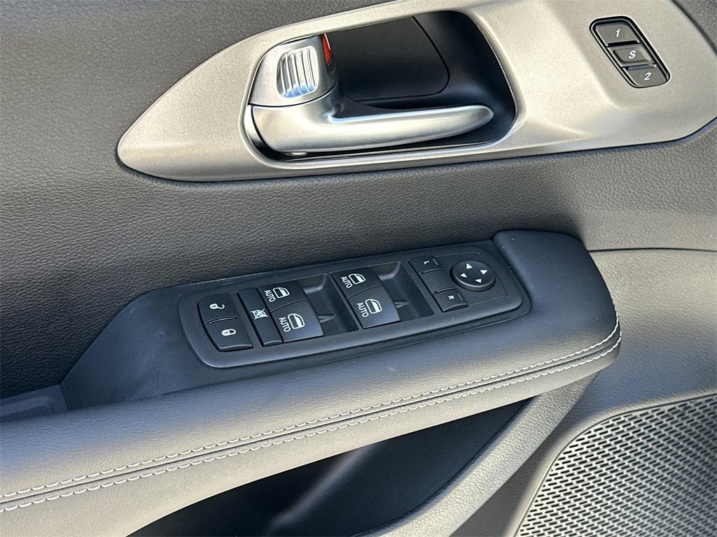 new 2026 Chrysler Pacifica car, priced at $41,573