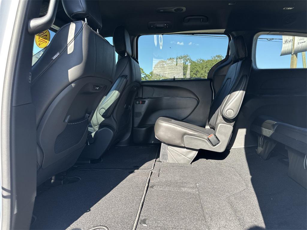 new 2026 Chrysler Pacifica car, priced at $41,573