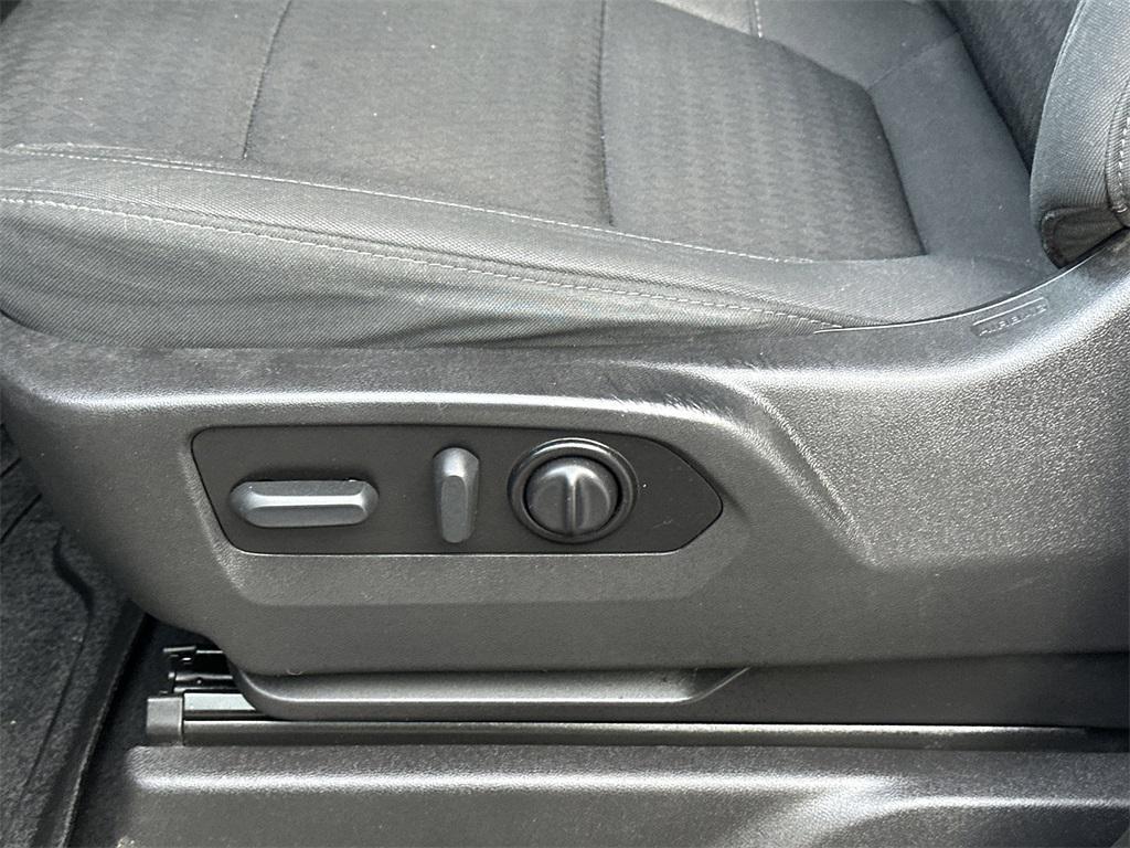 used 2021 Chevrolet Silverado 1500 car, priced at $26,991