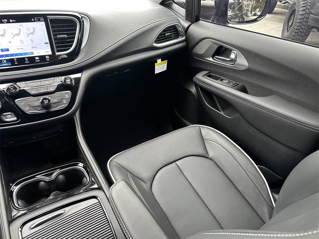new 2026 Chrysler Pacifica car, priced at $51,250