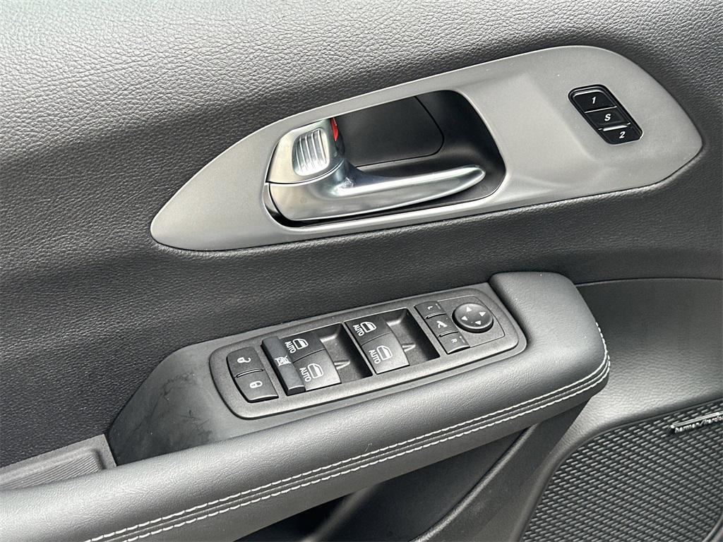 new 2026 Chrysler Pacifica car, priced at $51,250