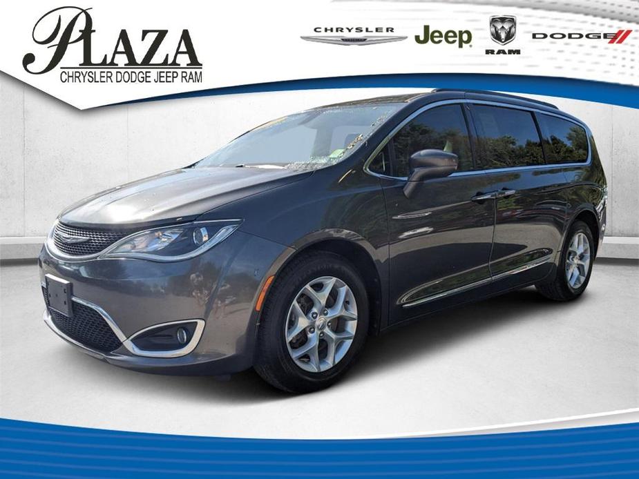 used 2017 Chrysler Pacifica car, priced at $9,991