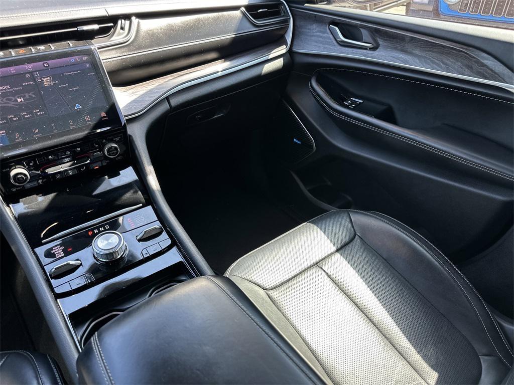 used 2021 Jeep Grand Cherokee L car, priced at $39,991