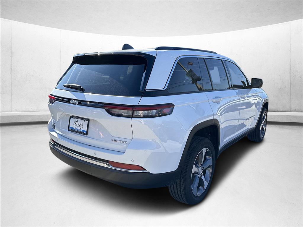 new 2025 Jeep Grand Cherokee car, priced at $45,775