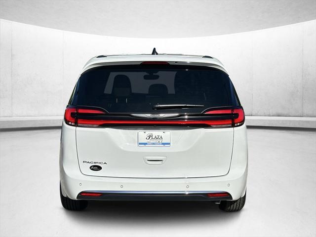 new 2025 Chrysler Pacifica car, priced at $39,654