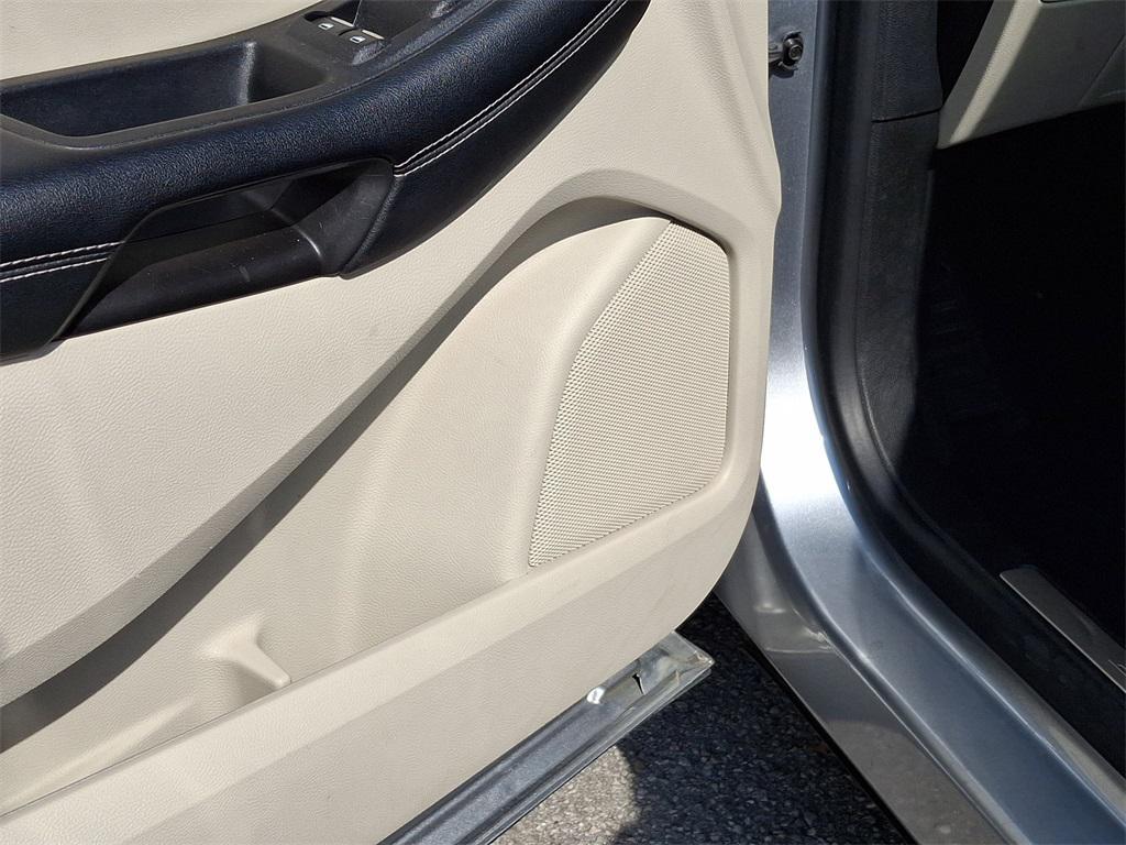 used 2022 Ford Edge car, priced at $18,991