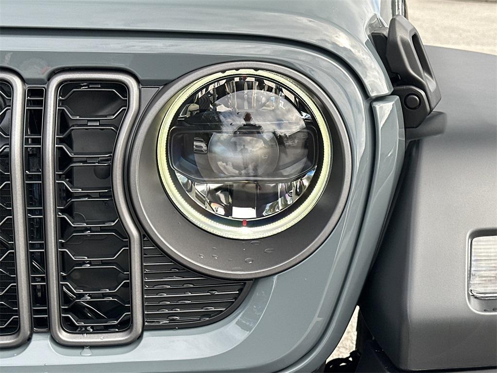 new 2026 Jeep Wrangler car, priced at $50,117