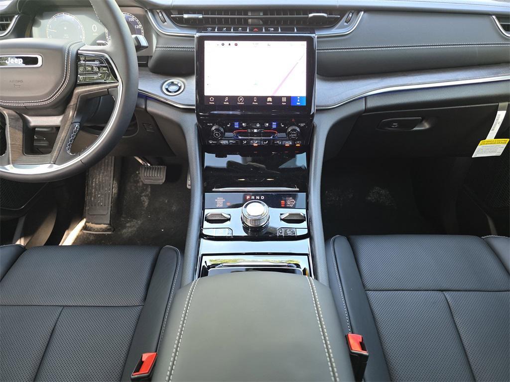 new 2025 Jeep Grand Cherokee L car, priced at $59,183