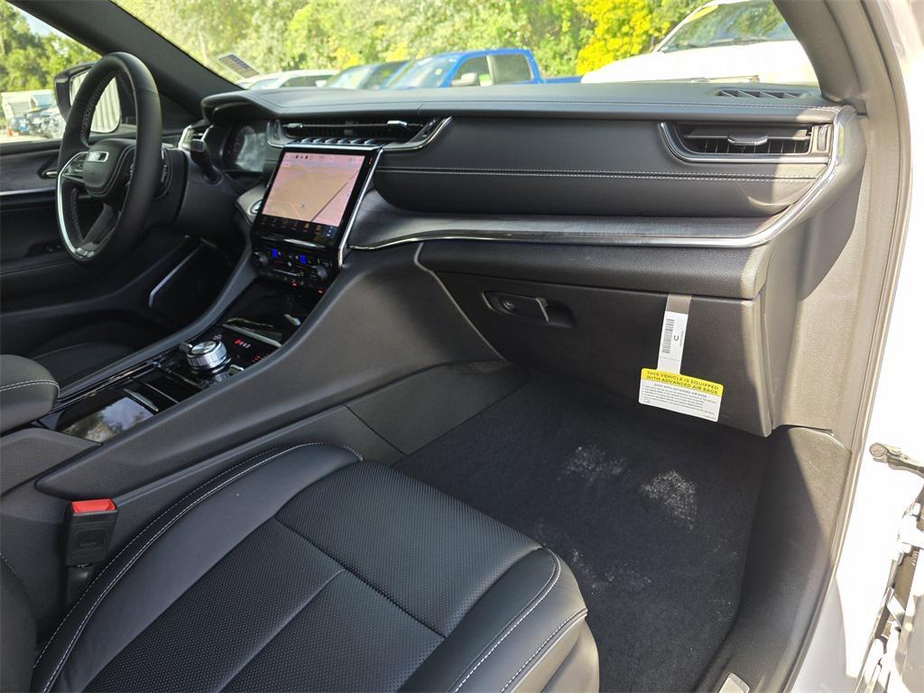 new 2025 Jeep Grand Cherokee L car, priced at $59,183