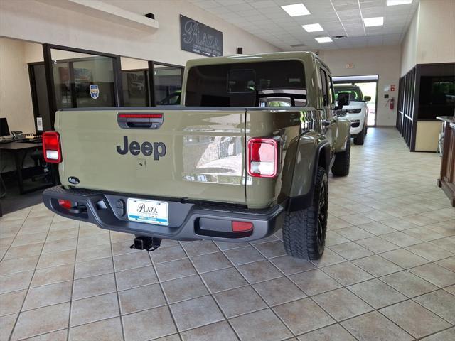 new 2025 Jeep Gladiator car, priced at $39,897