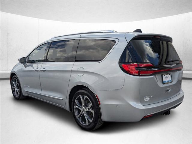 new 2024 Chrysler Pacifica car, priced at $52,575